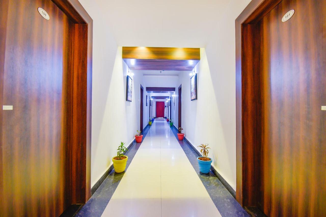 Fabhotel Pentagon Next - Bhubaneswar Railway Station 外观 照片